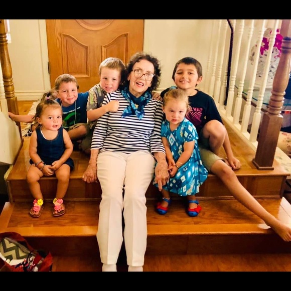 Meet your 🏌🏽♀️POSH Ambassador 🏌🏽♀️Dixie - Picture 4 of 4